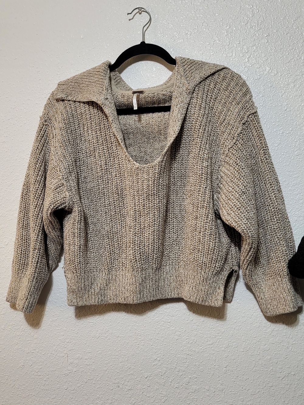 Free People, Women’s Cream Knit V-Neck Sweater With Collar